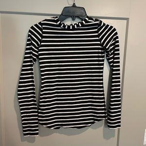 Ivivva long sleeve. Size 10